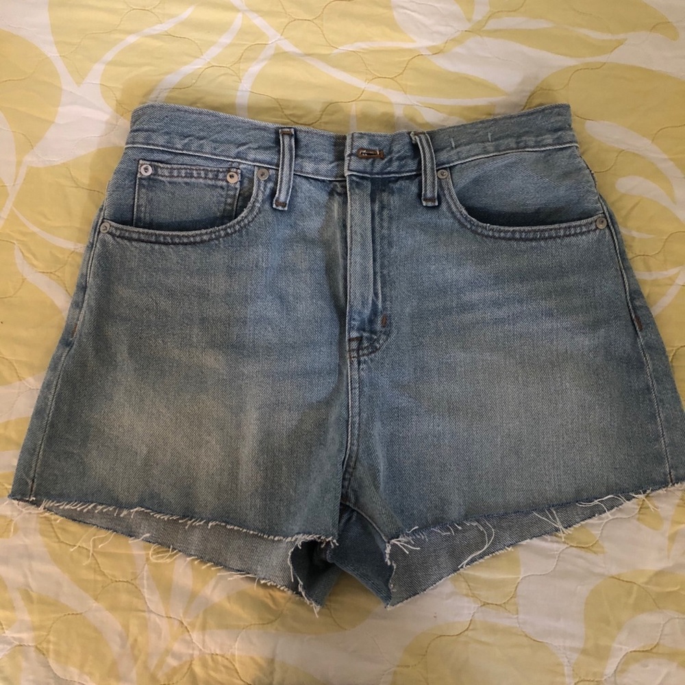 Madewell High rise shorts